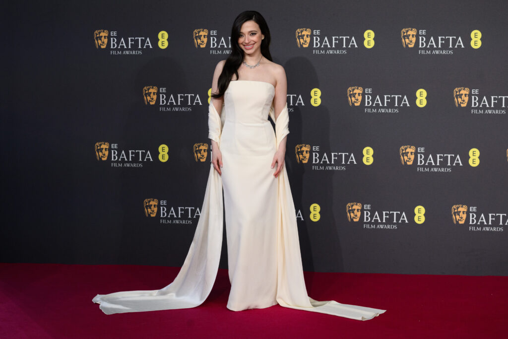 Bridalcore je bio neslužbeni dress code na dodeli BAFTA 2025. nagrada